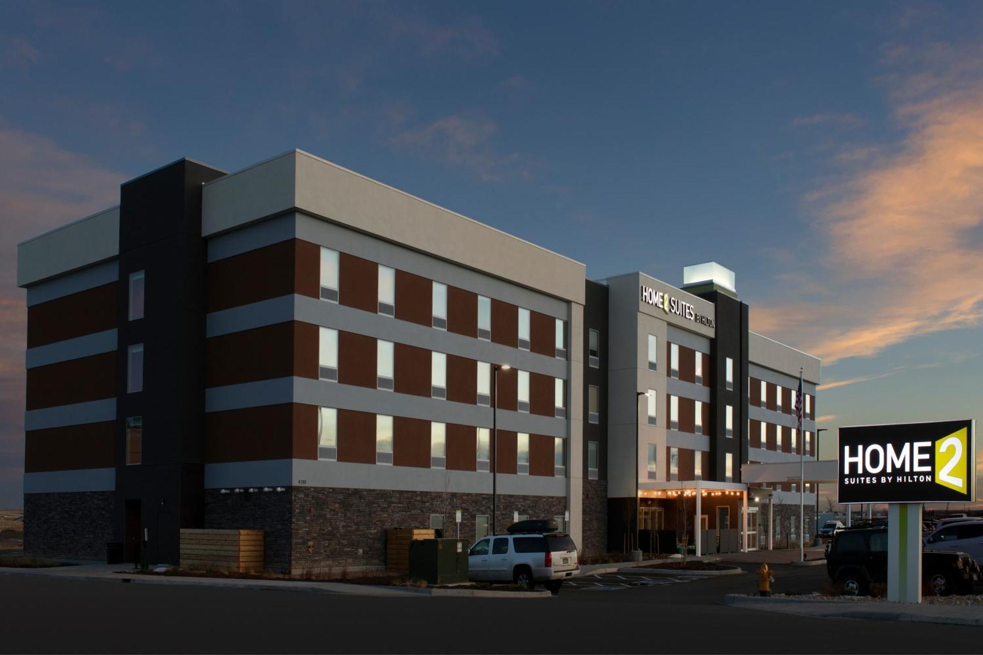 Home2 Suites By Hilton Denver International Airport Экстерьер фото